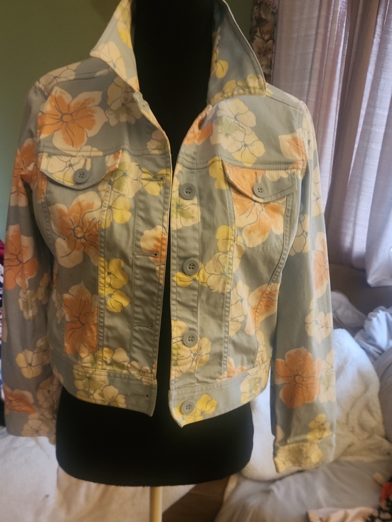 Liz Claiborne Jackets & Blazers - Liz Claiborne Floral Cropped Jean Jacket - Gray with Yellow & Orange Blooms